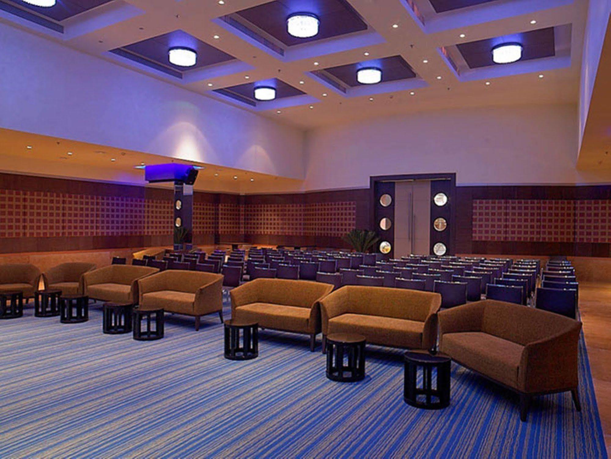 Royal Orchid Central Kireeti Hampi, Hospet Kemudahan gambar