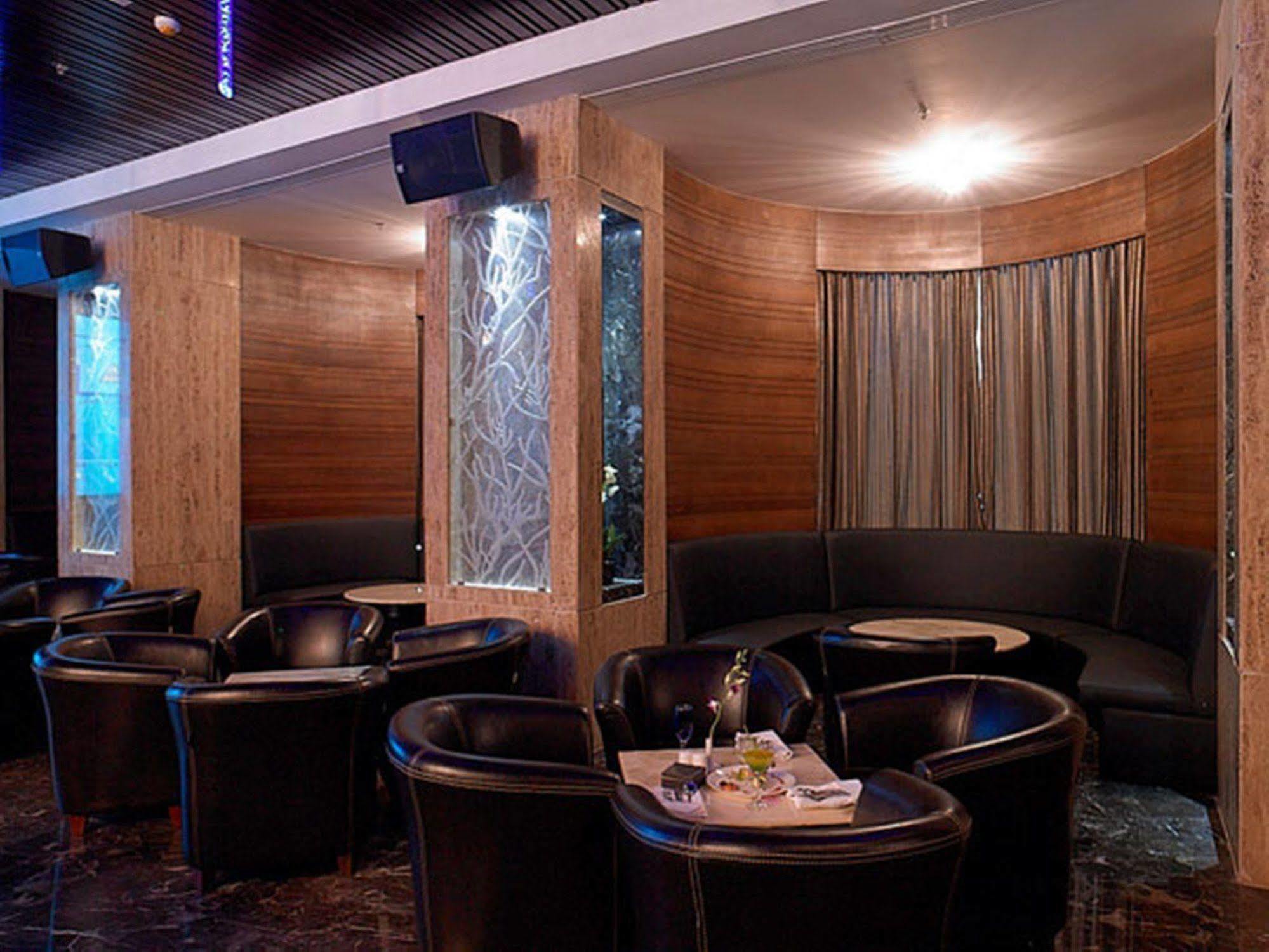 Royal Orchid Central Kireeti Hampi, Hospet Luaran gambar